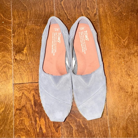 Toms Light Gray Suede Alpargata Platform Espadrilles - Picture 5 of 9